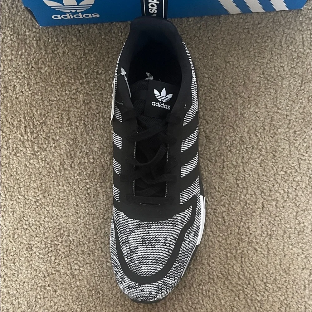 Adidas Multix Sneakers - Picture 3 of 6